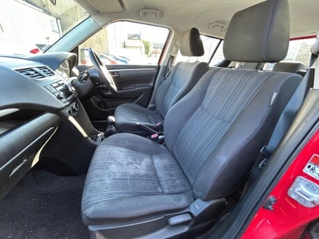Suzuki Swift SZ3 16