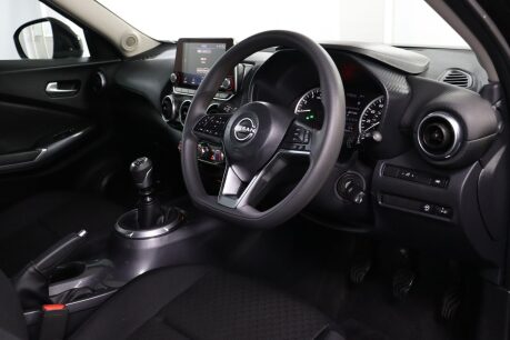 Nissan Juke DIG-T ACENTA 4