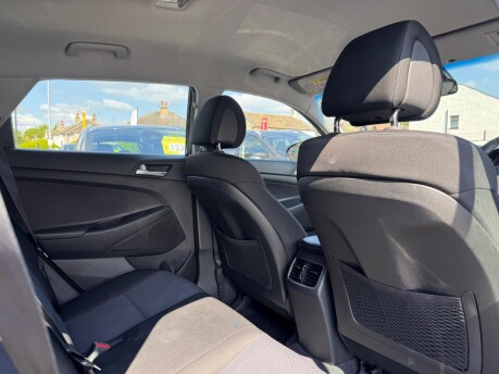 Hyundai TUCSON GDI SE BLUE DRIVE 12