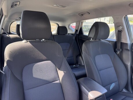 Hyundai TUCSON GDI SE BLUE DRIVE 17