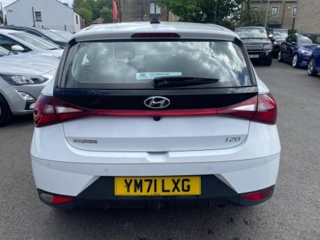 Hyundai i20 T-GDI SE CONNECT MHEV 6