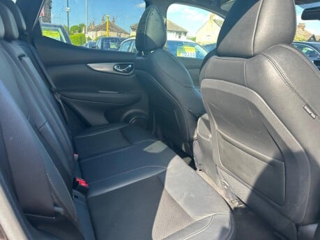 Nissan Qashqai DCI TEKNA 8