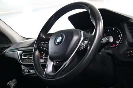 BMW 1 Series 116D SPORT 13