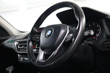 BMW 1 Series 116D SPORT 13