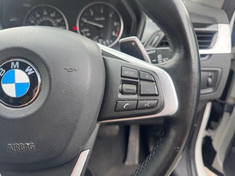 BMW X1 XDRIVE18D XLINE 9