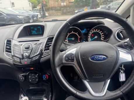 Ford Fiesta ZETEC TDCI 10