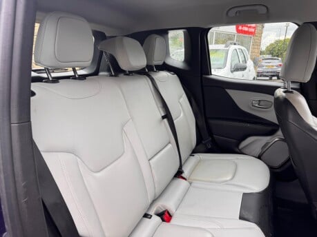 Jeep Renegade LIMITED 13