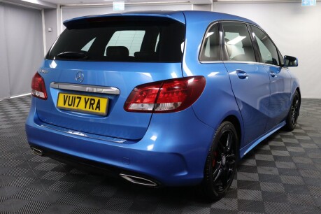 Mercedes-Benz B Class B 180 D AMG LINE 11
