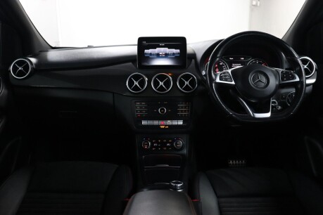 Mercedes-Benz B Class B 180 D AMG LINE 40
