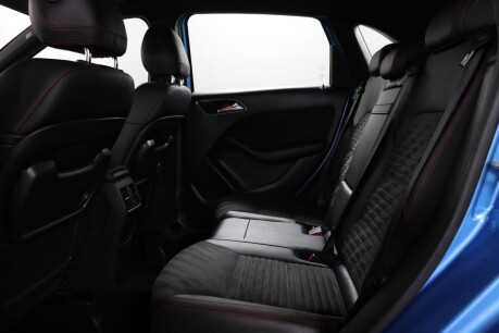Mercedes-Benz B Class B 180 D AMG LINE 41