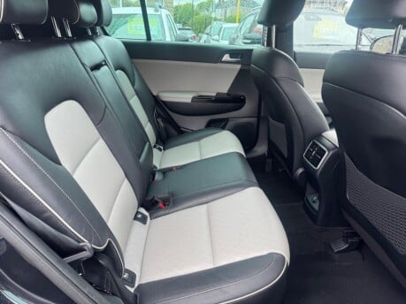 Kia Sportage GT-LINE 8