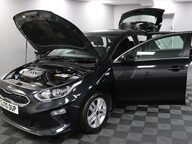 Kia Ceed CRDI 2 NAV ISG 17
