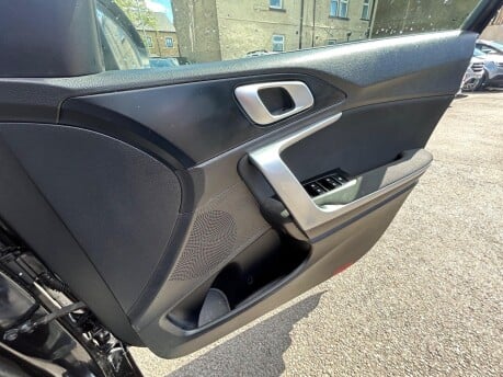 Kia Ceed CRDI 2 NAV ISG 14
