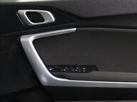 Kia Ceed CRDI 2 NAV ISG 37
