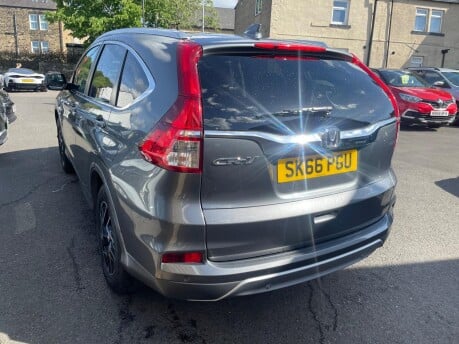 Honda CR-V I-DTEC SE PLUS 5