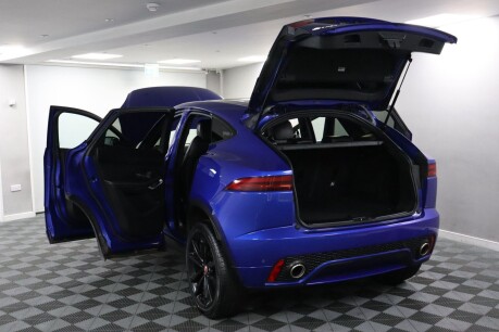 Jaguar E-Pace R-DYNAMIC S 21