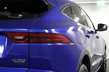 Jaguar E-Pace R-DYNAMIC S 23