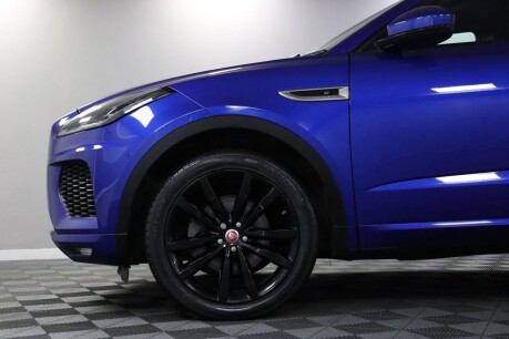 Jaguar E-Pace R-DYNAMIC S 27