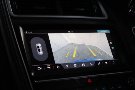 Jaguar E-Pace R-DYNAMIC S 37