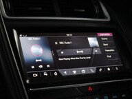 Jaguar E-Pace R-DYNAMIC S 39