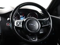 Jaguar E-Pace R-DYNAMIC S 46