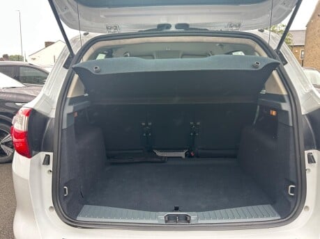 Ford C-Max TITANIUM 14