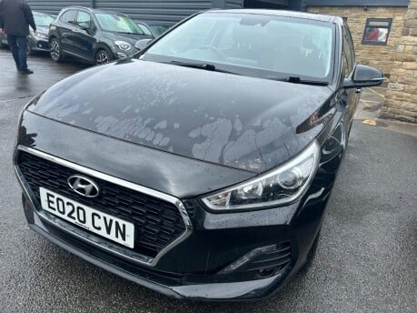 Hyundai i30 T-GDI SE NAV 3