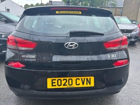 Hyundai i30 T-GDI SE NAV 5