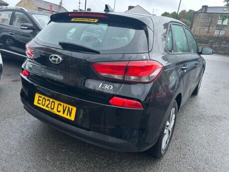 Hyundai i30 T-GDI SE NAV 7