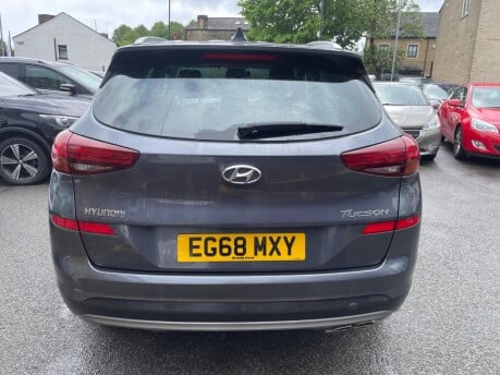 Hyundai TUCSON T-GDI SE NAV 6