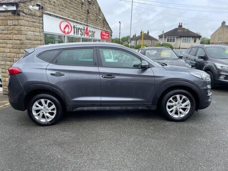 Hyundai TUCSON T-GDI SE NAV 7