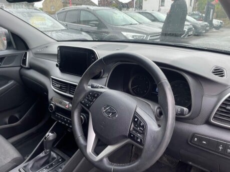 Hyundai TUCSON T-GDI SE NAV 12
