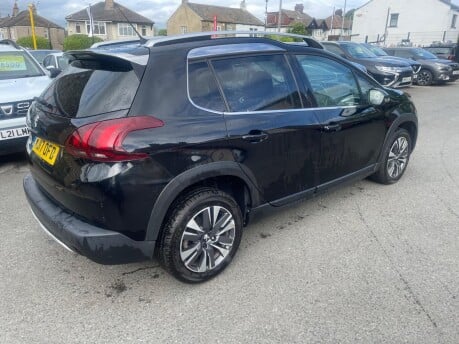Peugeot 2008 BLUE HDI S/S ALLURE 7