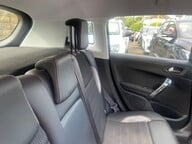 Peugeot 2008 BLUE HDI S/S ALLURE 10