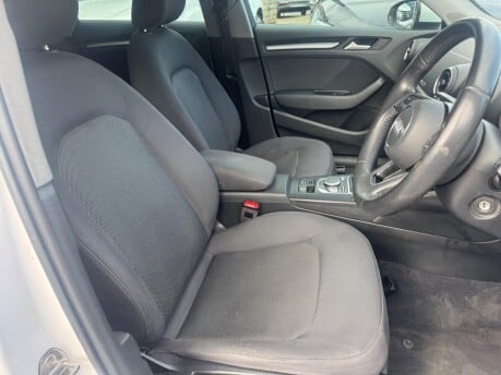Audi A3 SPORTBACK TFSI SE TECHNIK 7