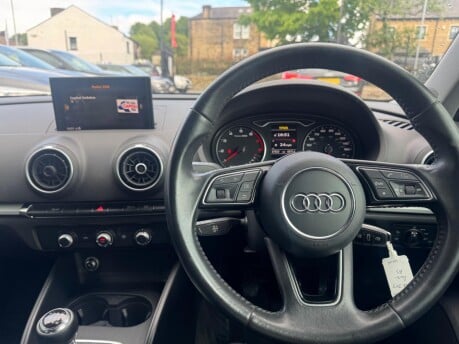 Audi A3 SPORTBACK TFSI SE TECHNIK 9