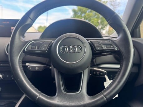 Audi A3 SPORTBACK TFSI SE TECHNIK 10