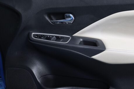 Nissan MICRA IG-T N-CONNECTA 37