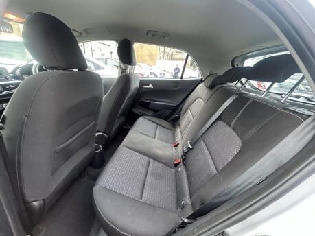 Kia Picanto 2 10