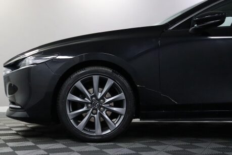 Mazda 3 GT SPORT MHEV 28