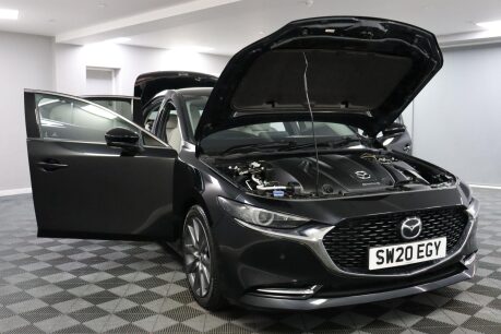 Mazda 3 GT SPORT MHEV 16