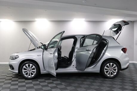 Fiat Tipo EASY PLUS 4