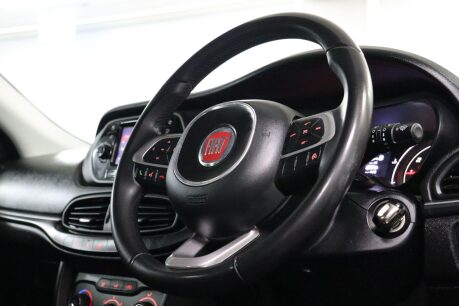Fiat Tipo EASY PLUS 12