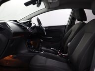 Ford Fiesta TITANIUM 41