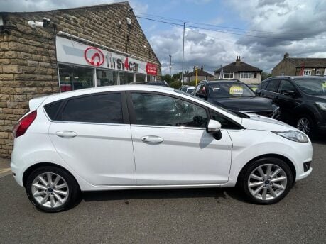 Ford Fiesta TITANIUM 7
