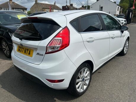 Ford Fiesta TITANIUM 8