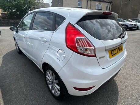 Ford Fiesta TITANIUM 5