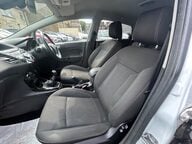 Ford Fiesta TITANIUM 17