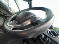 Ford Fiesta TITANIUM 16
