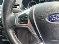 Ford Fiesta TITANIUM 12